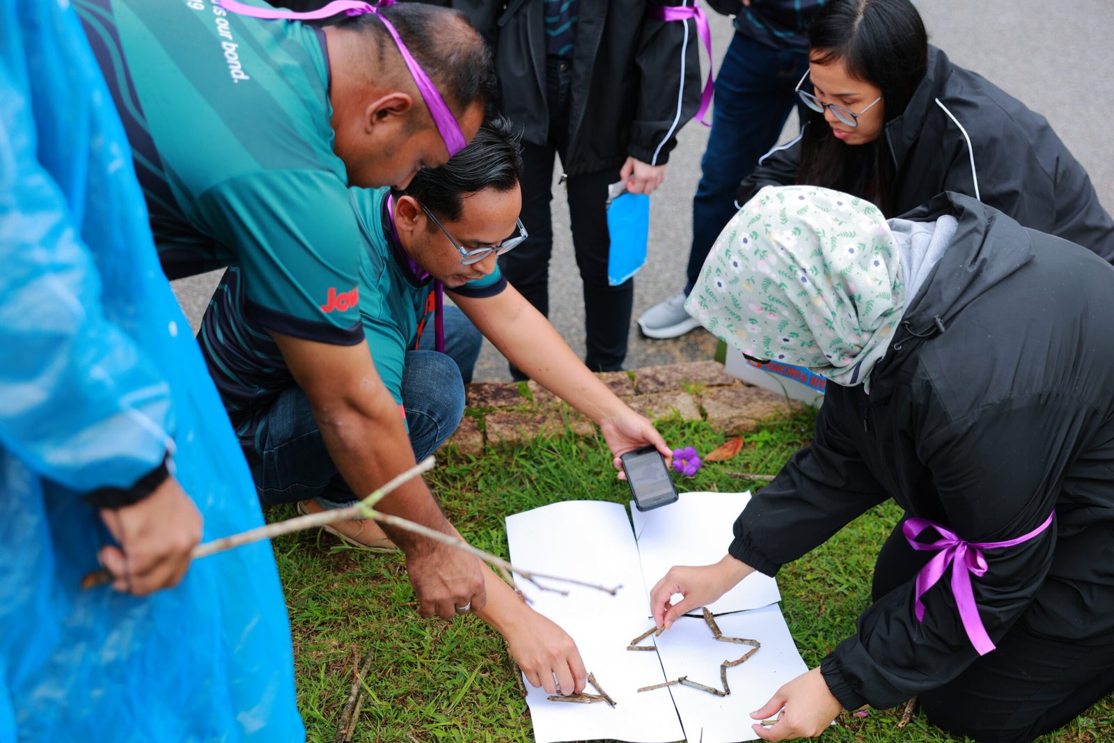 Indoor and outdoor team-building programs